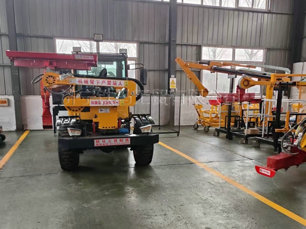 自駕式全液壓綠籬修剪機(jī)